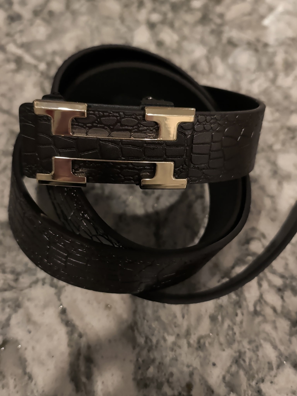 Black Croc-Embossed Leather Men's Belt with Gold H Buckle
